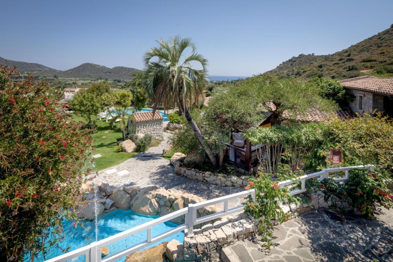 Cruccùris Resort Villasimius Esterno foto