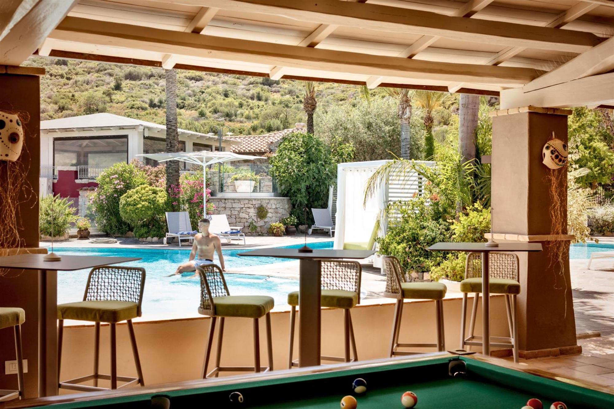 Cruccùris Resort Villasimius Esterno foto
